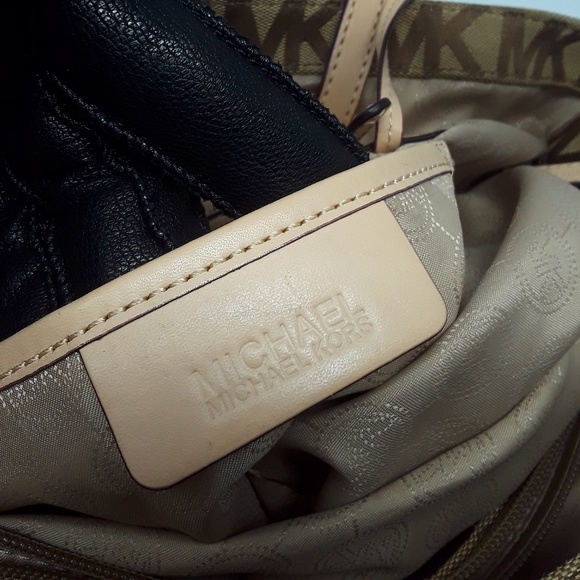 Michael Kors Signature Tote Handbag Khaki - Picture 6 of 8